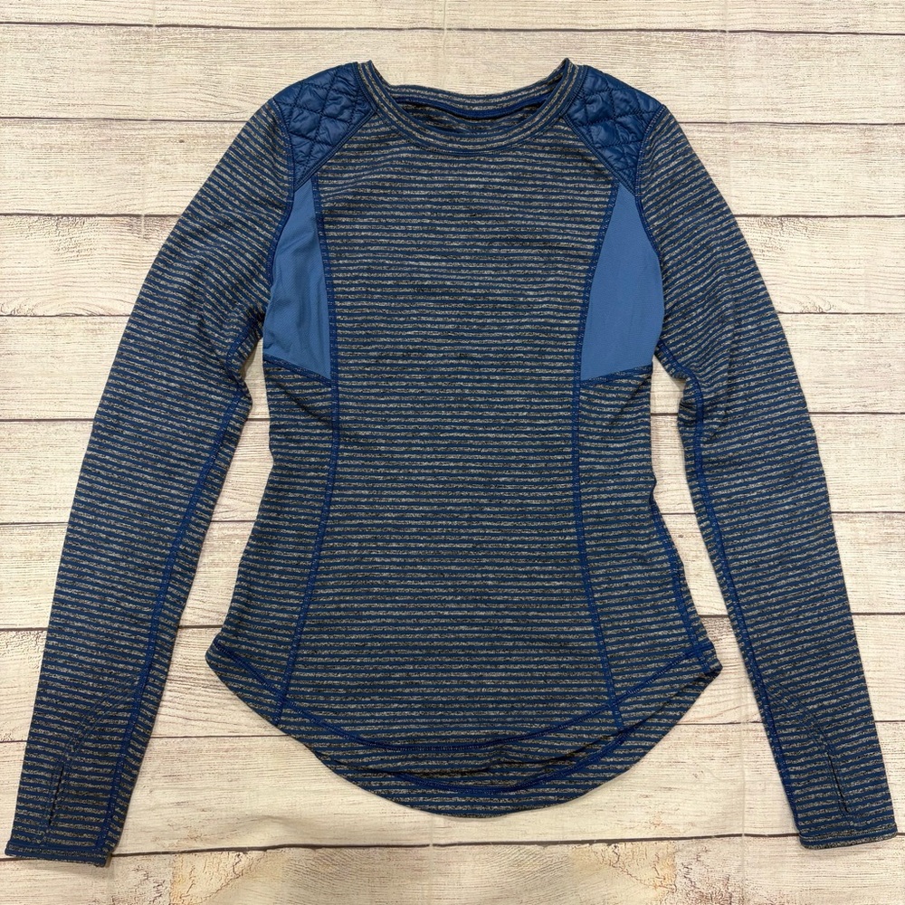 LULULEMON Run Ice Queen Long Sleeve Size 6